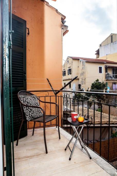 City Center, Sea View Apartment, Amelia! Anemomylos المظهر الخارجي الصورة