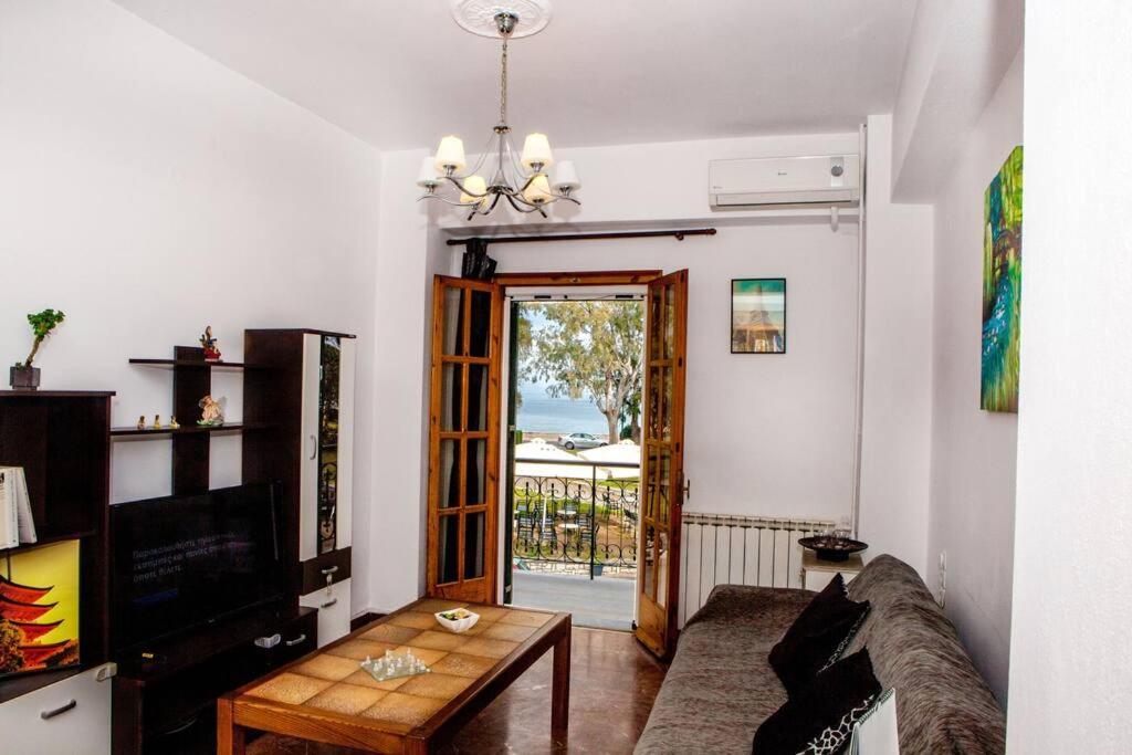 City Center, Sea View Apartment, Amelia! Anemomylos المظهر الخارجي الصورة