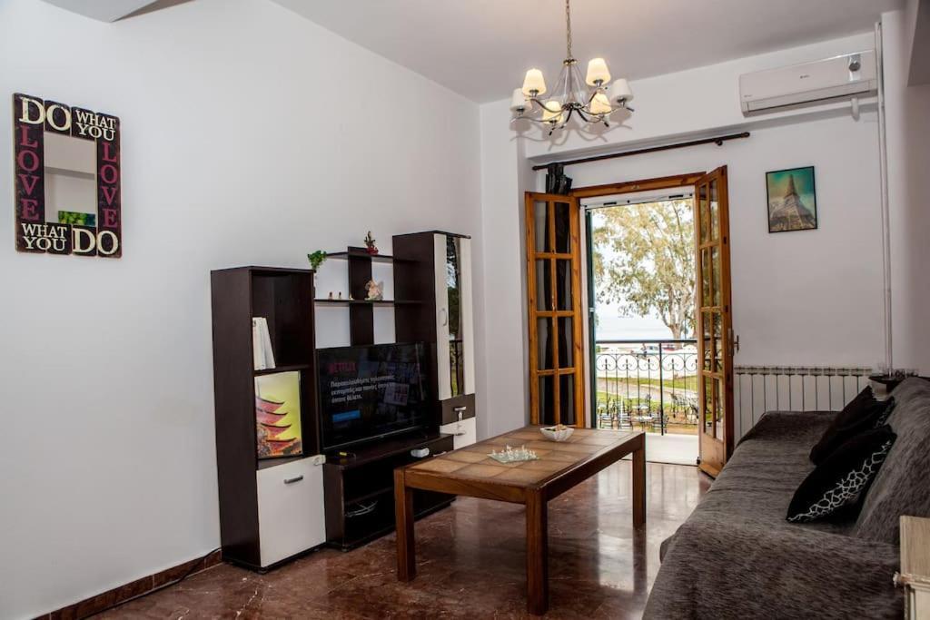 City Center, Sea View Apartment, Amelia! Anemomylos المظهر الخارجي الصورة